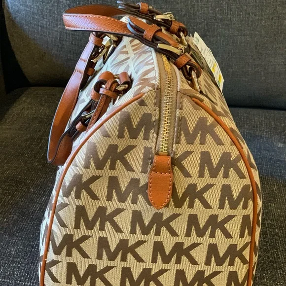 Michael Kors tote - Picture 4 of 4